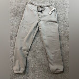 NEVER WASHED, NEVER WORN